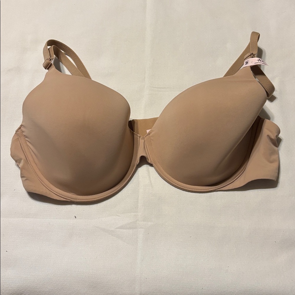 Victoria's Secret Lightly Lined/Underwire Full Coverage T Shirt Bra